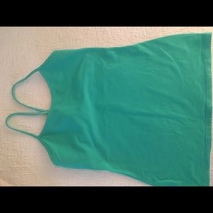 Lululemon exercise top